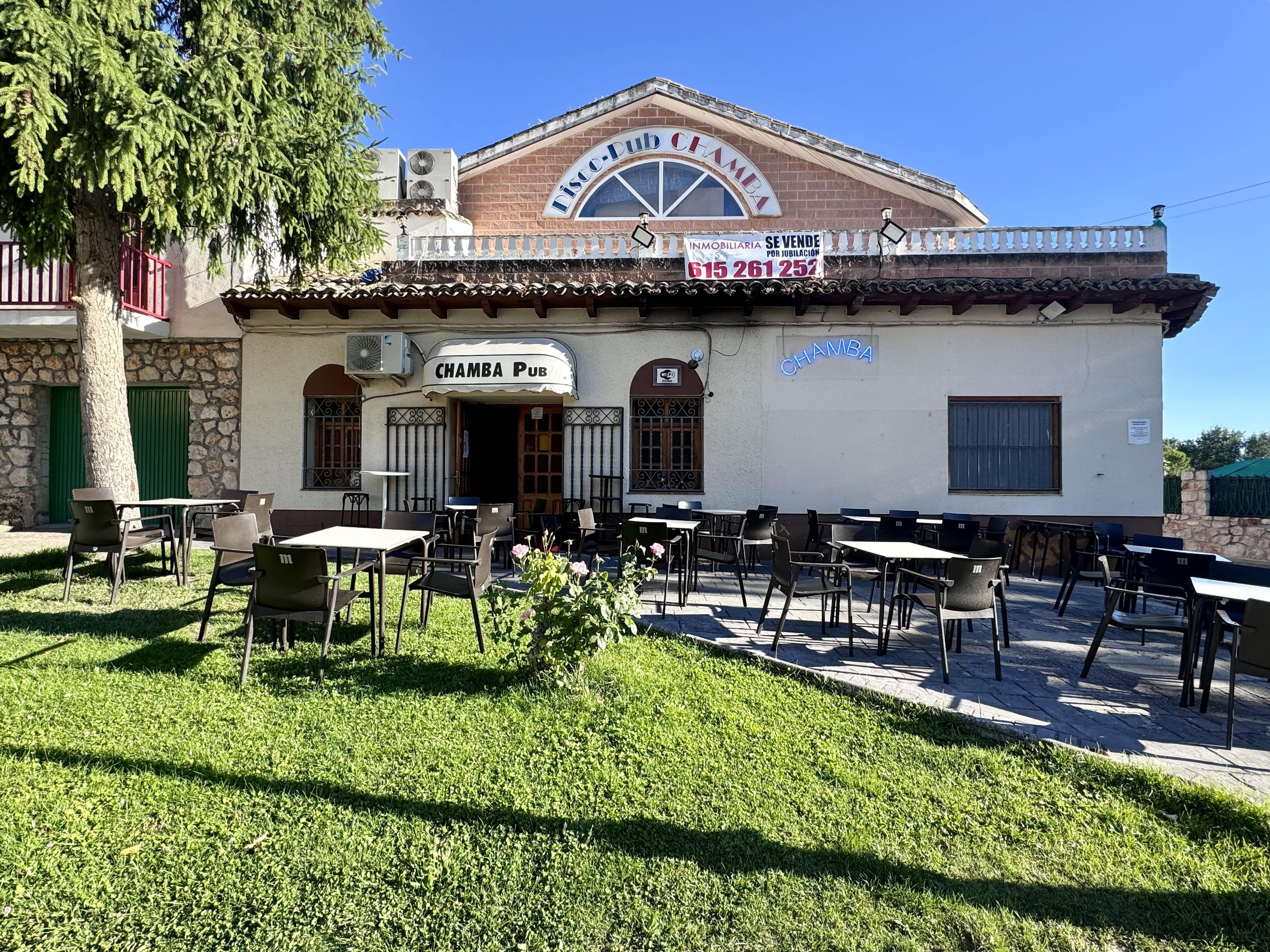 Local en venda en Almonacid de Zorita amb Aire condicionat, Terrassa i Moblat