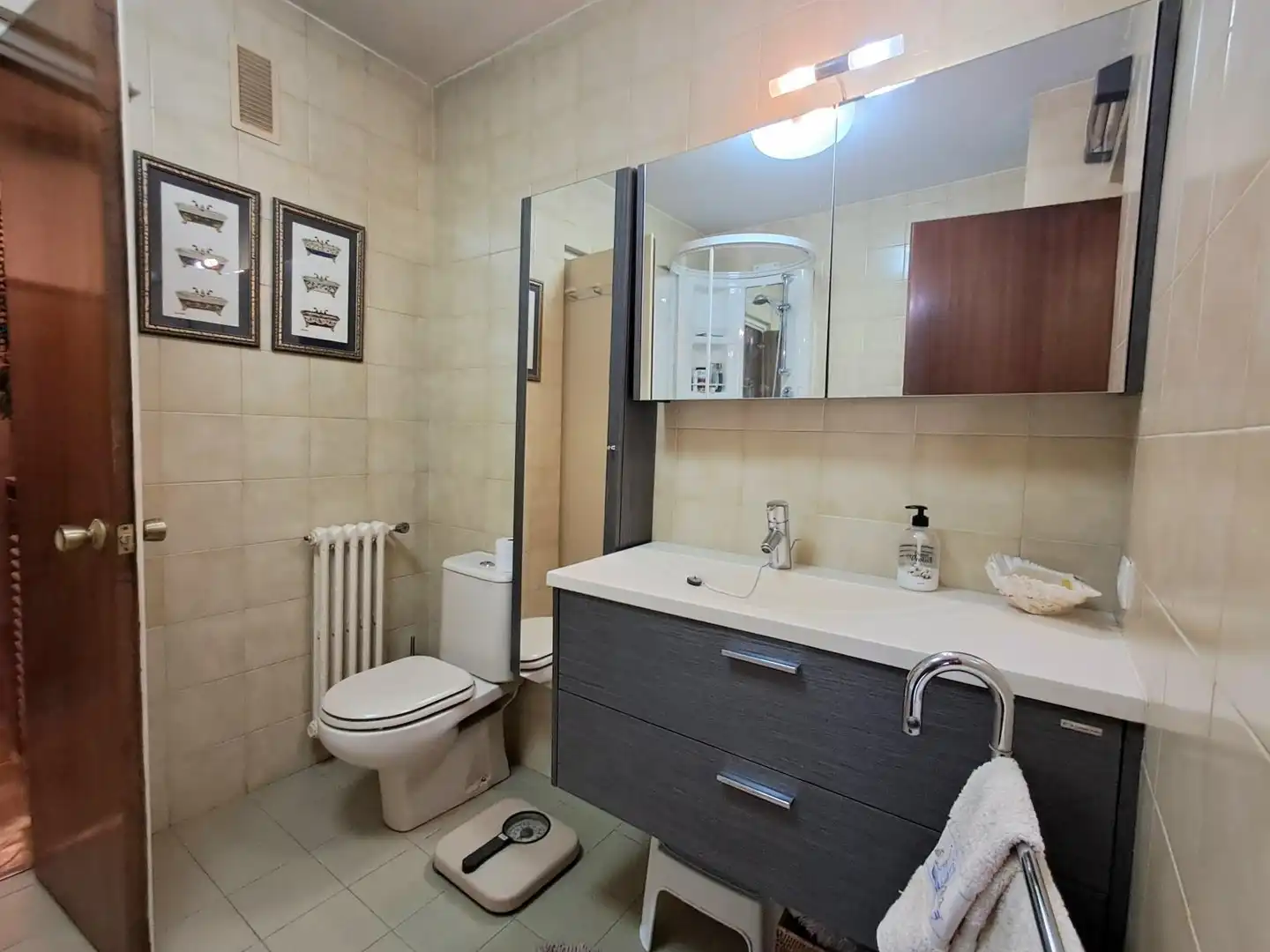 Baño de Piso en venta en Madrid con Aire acondicionado, Calefacción y Terraza