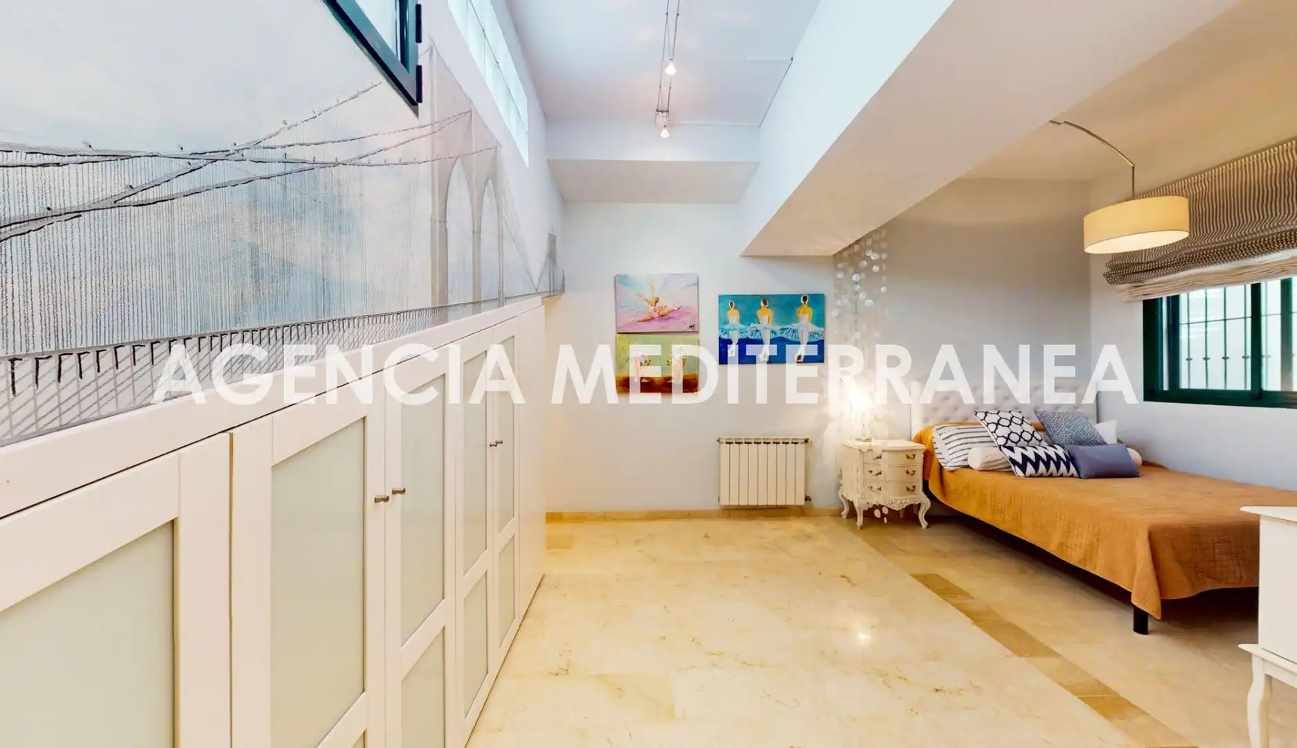 Maisonette zum Verkauf in Calle de Isabel de Villena, La Malva-rosa