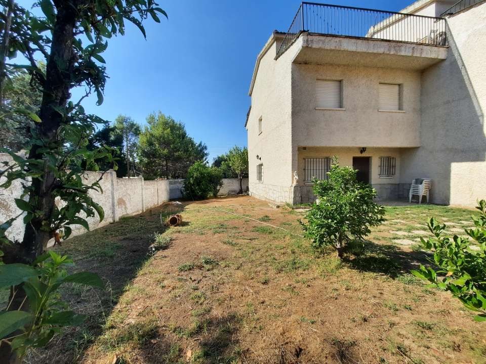 Jardí de Casa adosada en venda en Hormigos amb Calefacció, Jardí privat i Terrassa