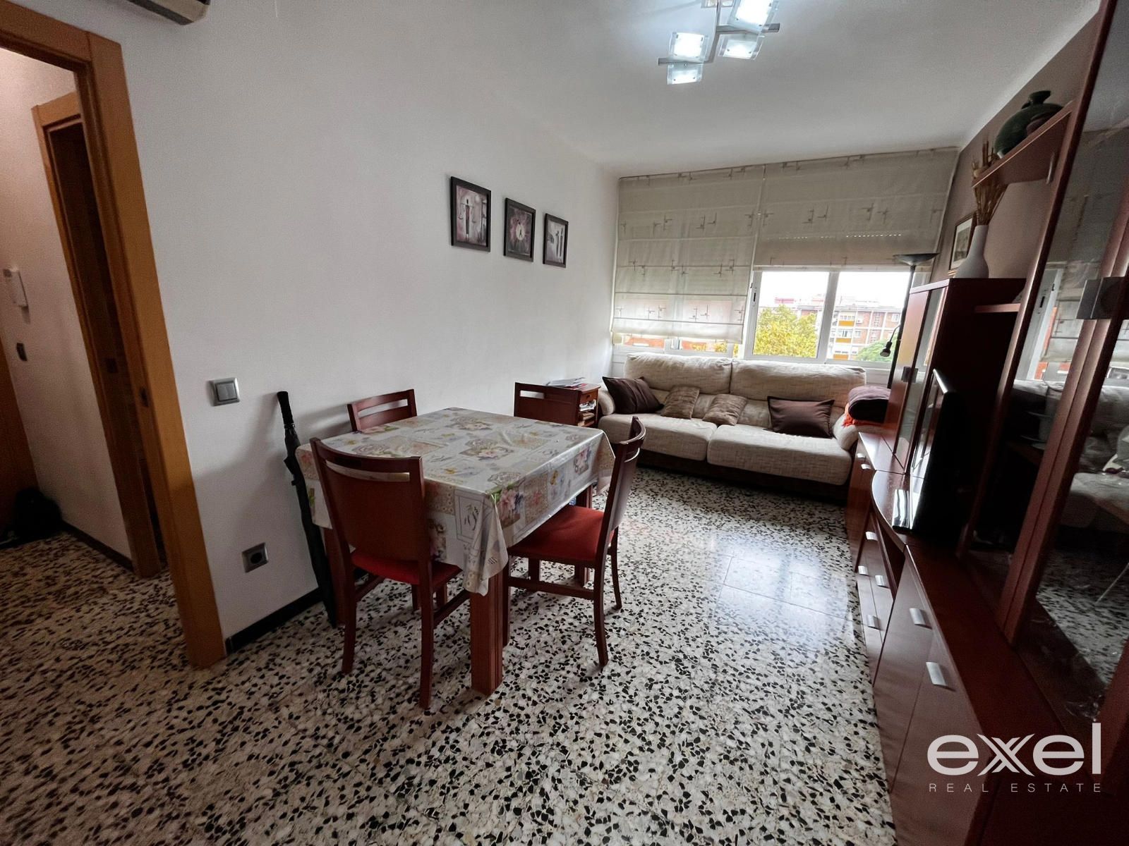 Dining room of Flat for sale in Cornellà de Llobregat  with Air Conditioner and Heating