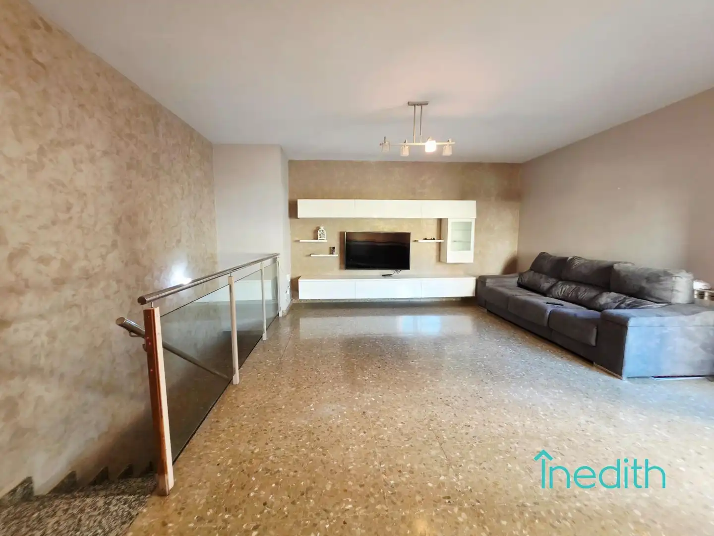 Sala de estar de Piso en venta en Viladecans con Aire acondicionado, Calefacción y Terraza
