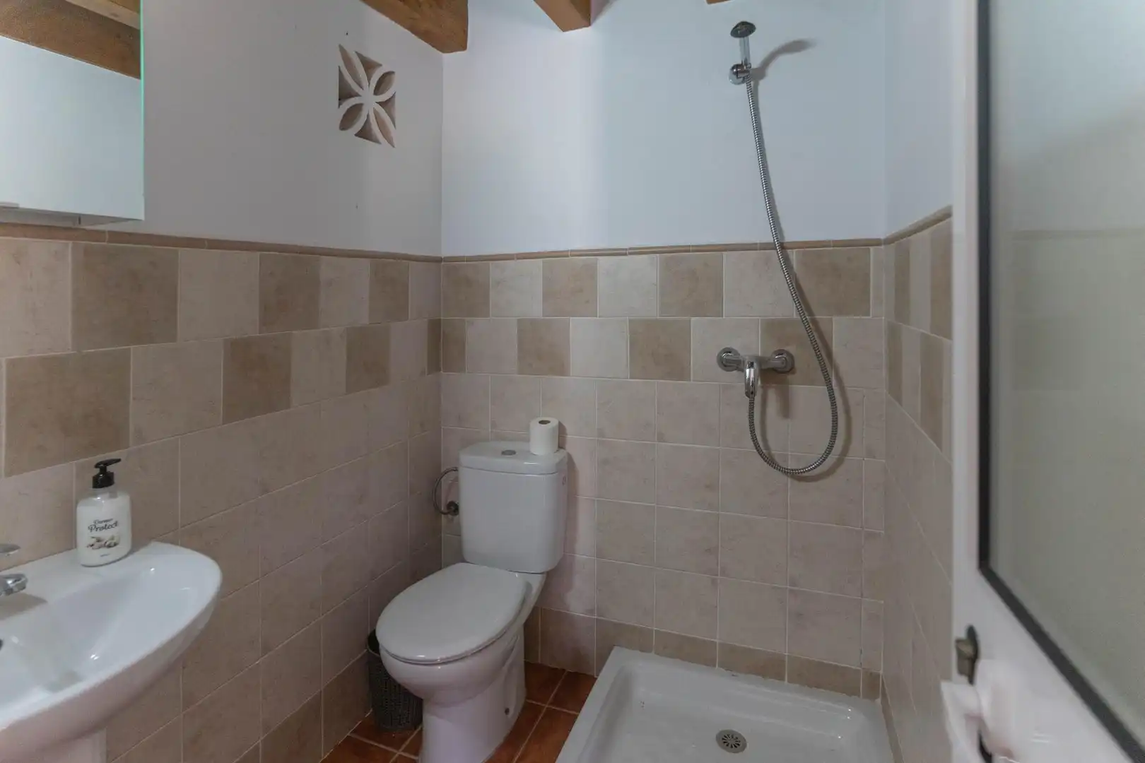 Bathroom of Houses for rent in Alhaurín El Grande  with Air Conditioner, Private garden and Terrace