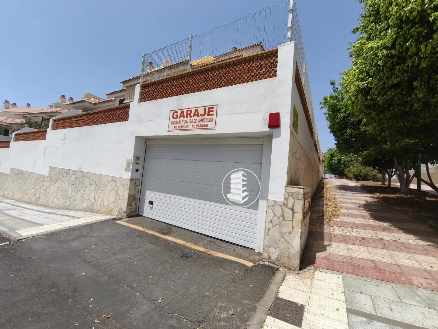 Parking de Apartamento de alquiler en Arona con Jardín privado, Terraza y Piscina