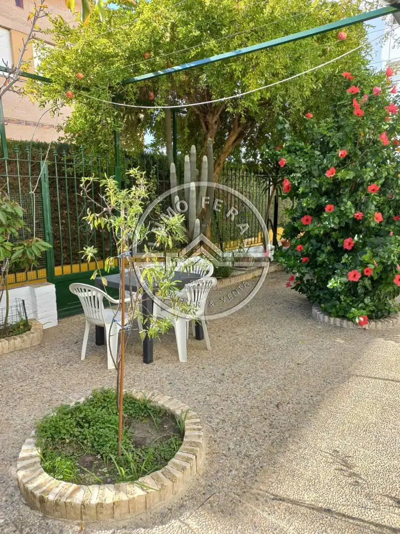Jardín de Piso en venta en Écija, Sevilla