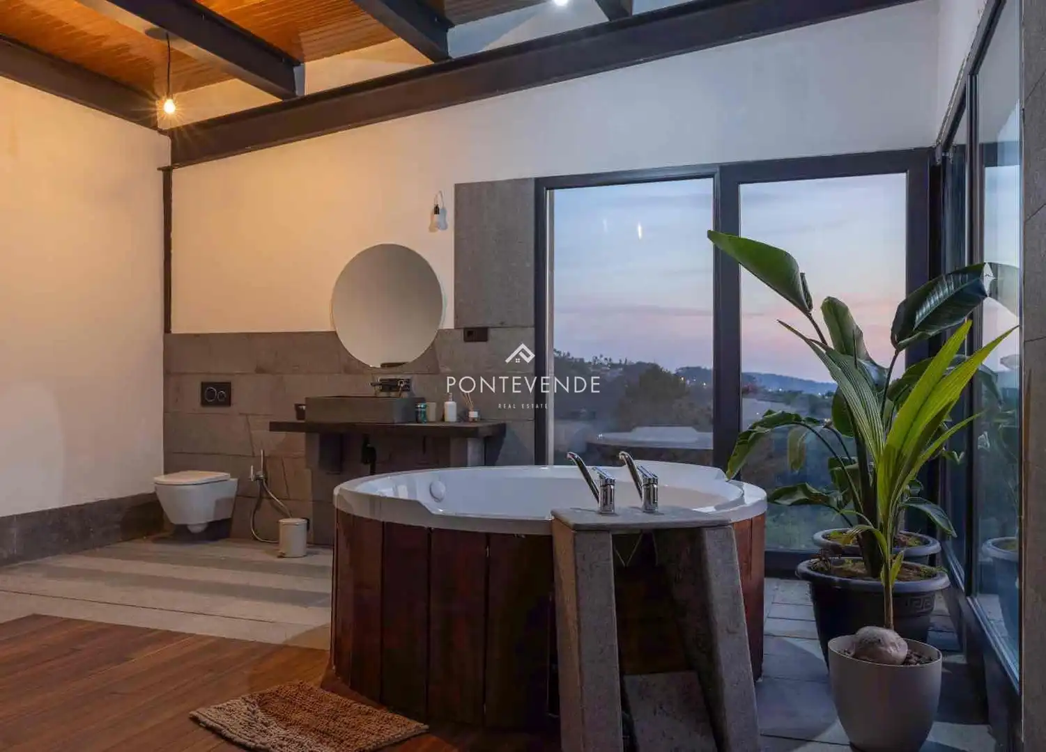 Baño de Casa o chalet en venta en Marín con Aire acondicionado, Calefacción y Jardín privado