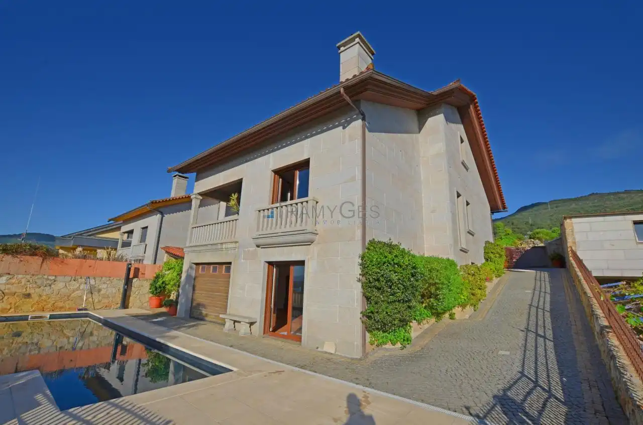 Haus oder Chalet zum Verkauf in CAMIÑO DO OUTEIRO - MIRANXE, O Rosal
