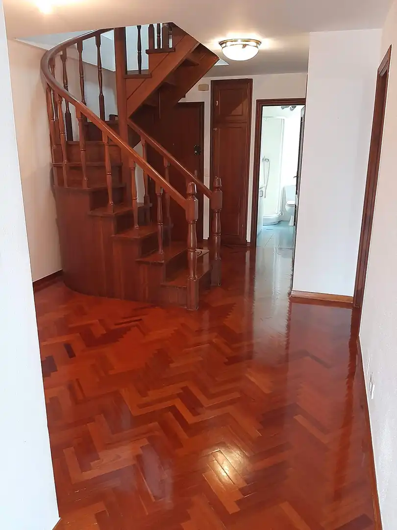 Dúplex en venta en Oleiros con Calefacción, Parquet y Terraza