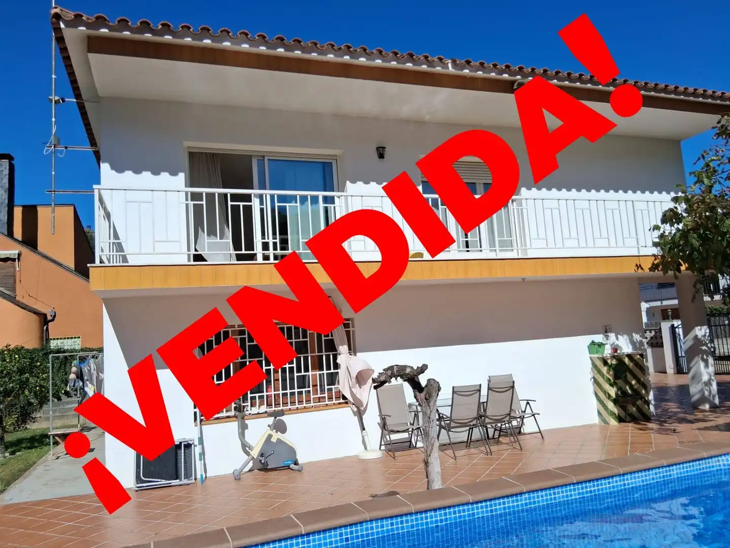 Casa con piscina en venta en Can Raimí