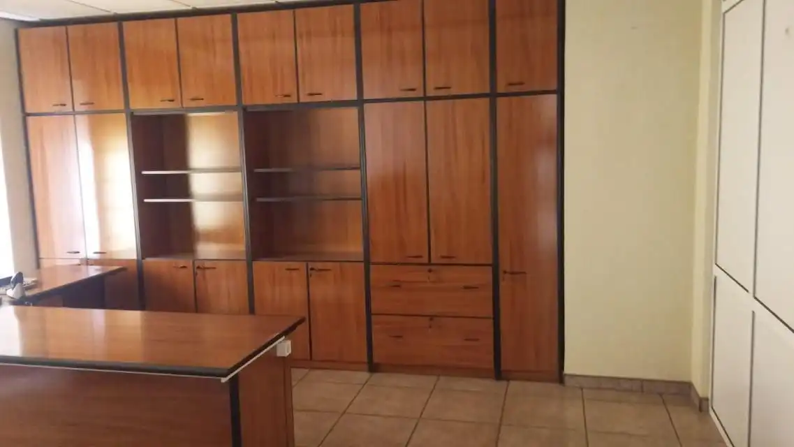 Oficina en venta en Bailén