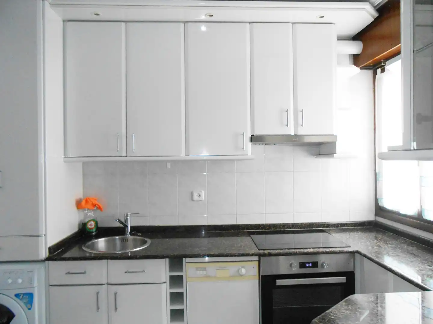 Kitchen of Flat for rent in Bilbao   with Heating, Furnished and Balcony
