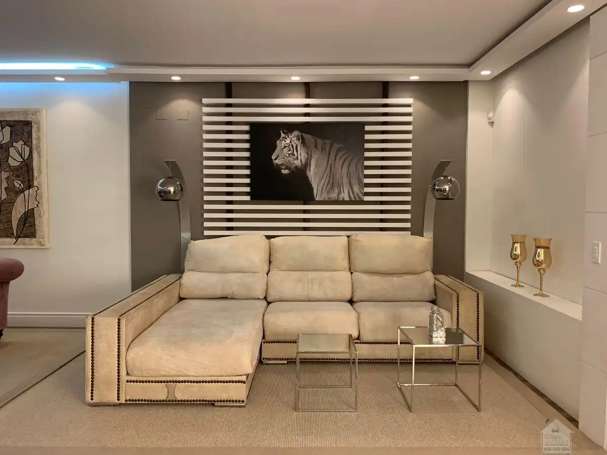 Chalet con piscina en venta en Simon Verde, imagen 7