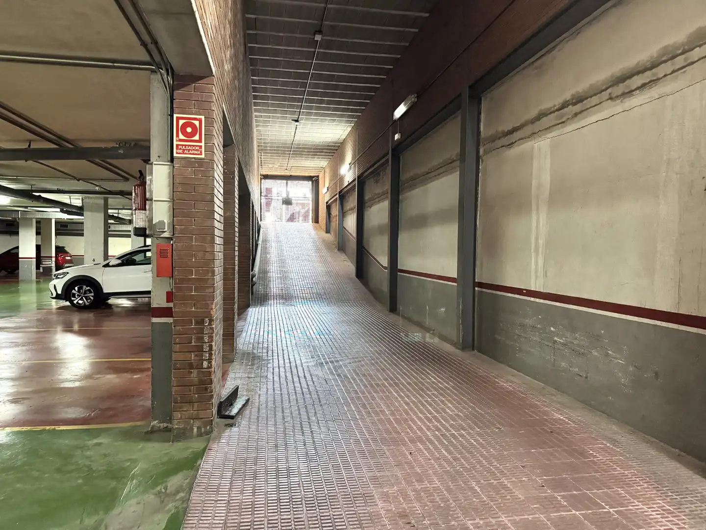 Aparcament de Garatge en venda en Sant Joan Despí
