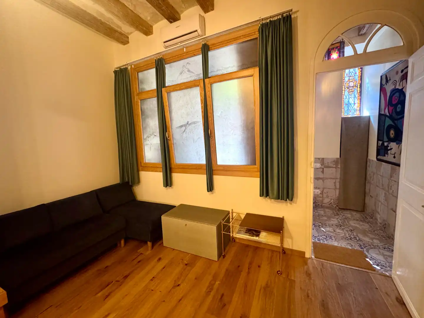 Living room of Lofts for sale in Barcelona  with Air Conditioner, Private garden and Parquet flooring