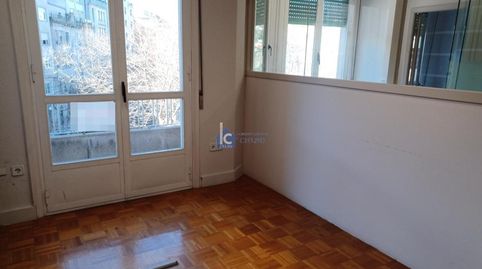 Foto 3 de Piso de alquiler en San Lazaro, Centro, Ourense Capital