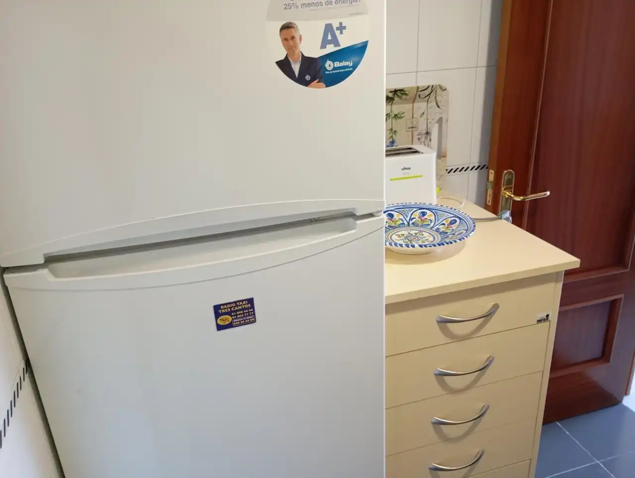Kitchen of Flat for rent in Tres Cantos  with Heating, Terrace and Storage room