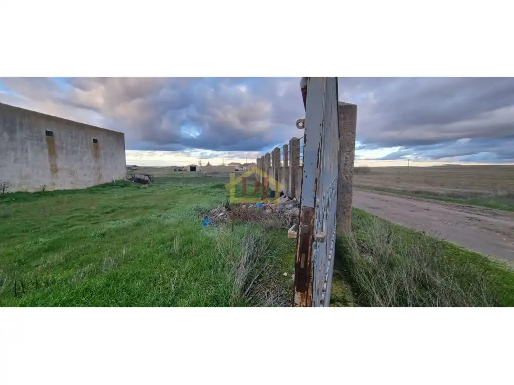 Nave industrial en venta en San Cristóbal de la Cuesta