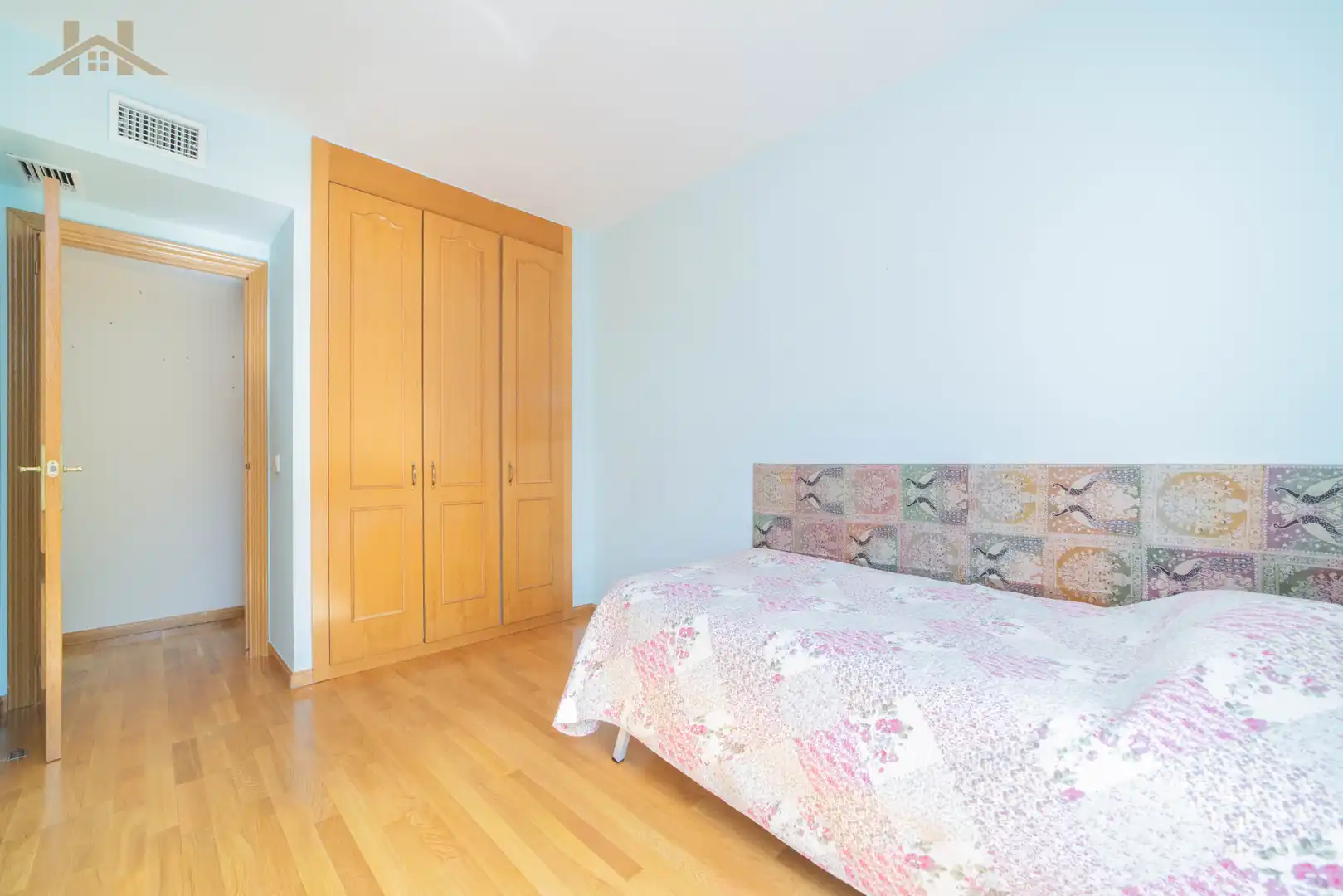 Schlafzimmer von Wohnung zum Verkauf in Madrid mit Klimaanlage, Heizung und Parkett