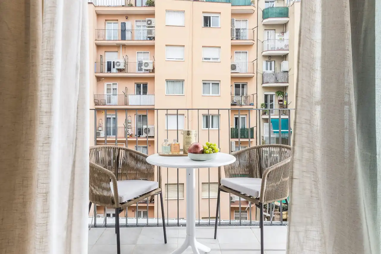 Balcony of Apartments for rent in Barcelona  with Air Conditioner, Heating and Private garden