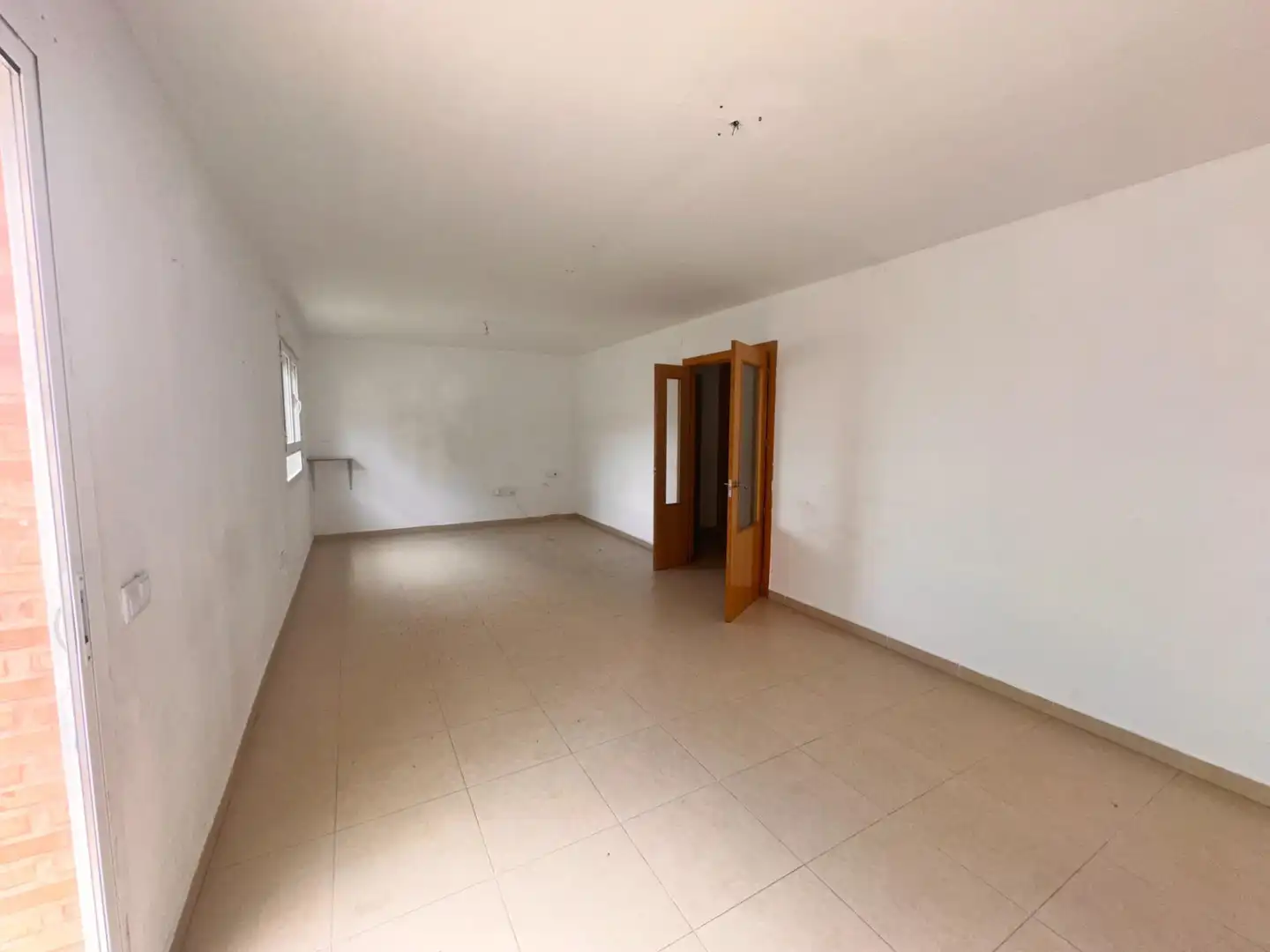 Einfamilien-Reihenhaus zum Verkauf in Cabezamesada mit Heizung, Privatgarten und Terrasse