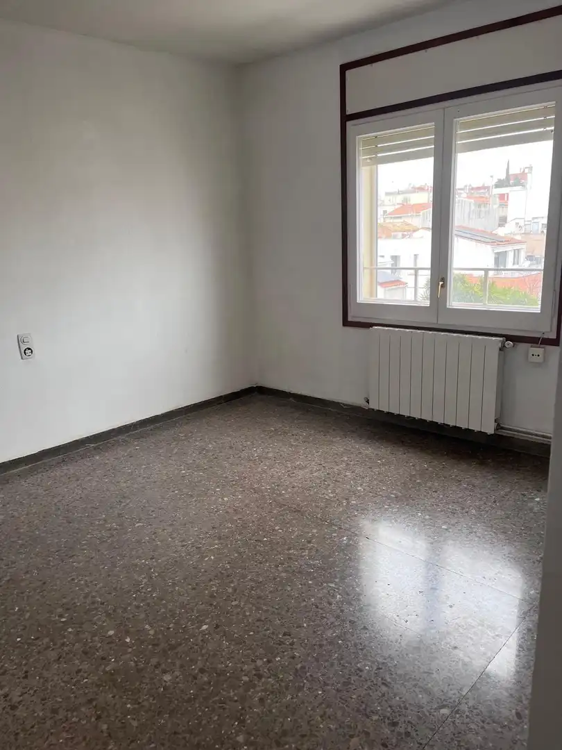 Dormitori de Pis en venda en Vilanova i la Geltrú amb Calefacció