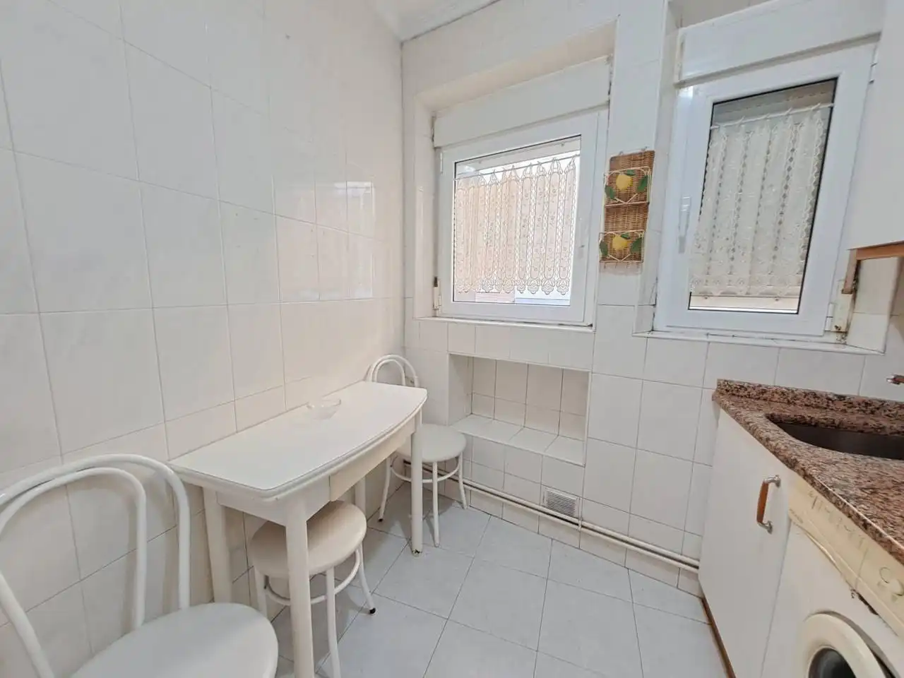 Cocina de Piso en venta en Burgos con Calefacción y Parquet