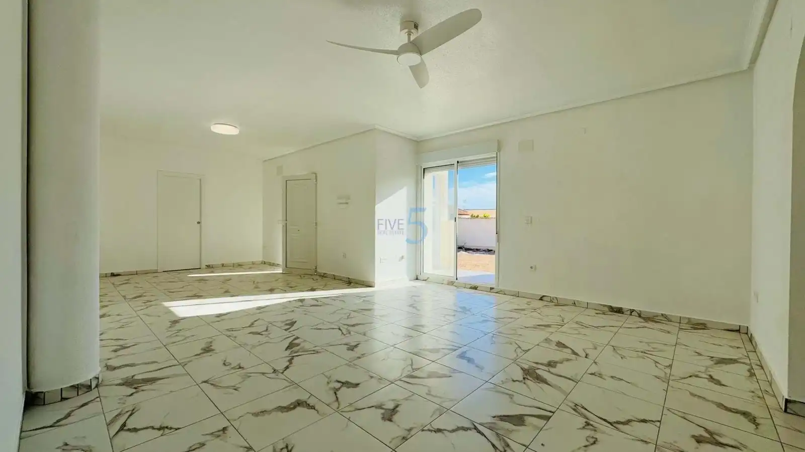 Maison avec terrasse à vendre à Orihuela Costa, imagen 3
