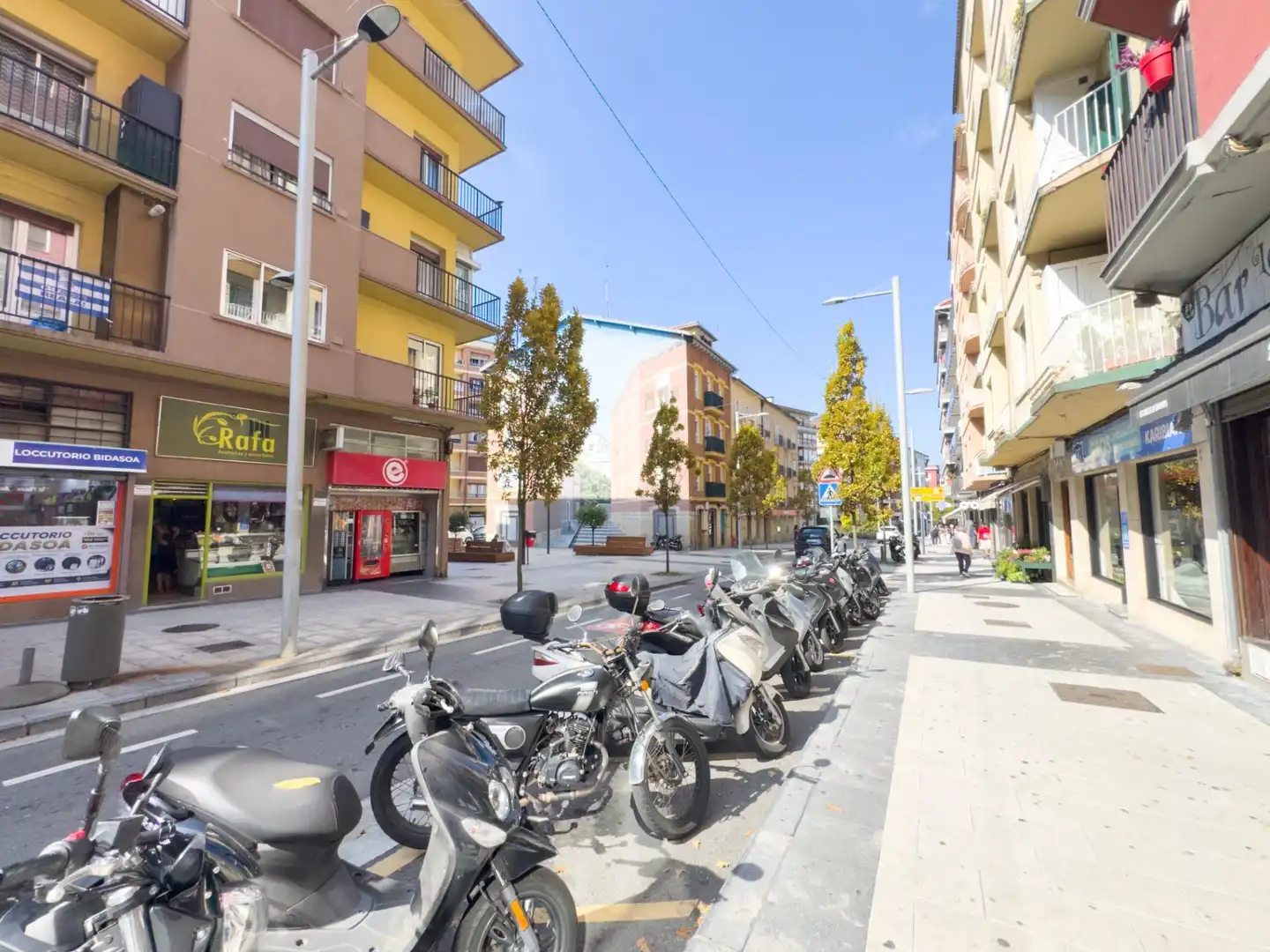 Vista exterior de Apartamento en venta en Irun  con Calefacción, Trastero y Amueblado