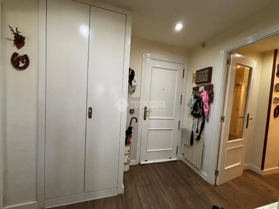 Piso con ascensor en venta en Base Aérea, imagen 4