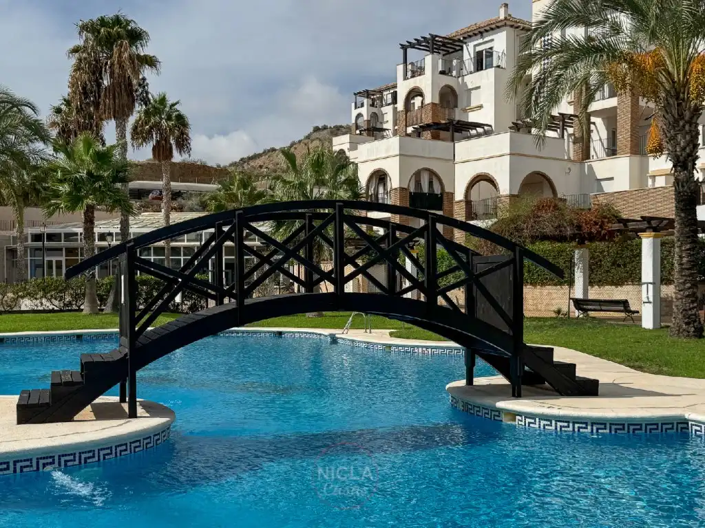 Apartament amb piscina en venda a Calle Tomillo