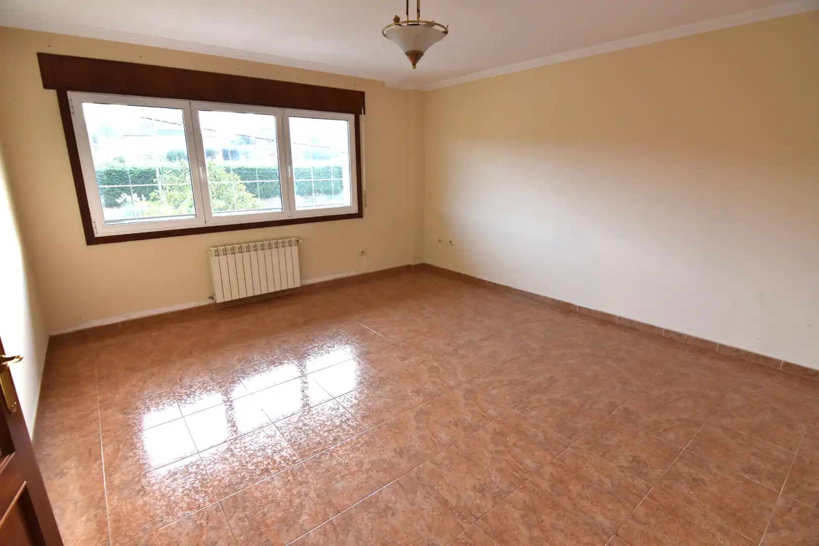 Sala de estar de Casa o chalet en venta en Cambre  con Calefacción, Parquet y Trastero