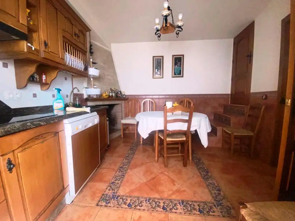 Cuina de Finca rústica en venda en Canillas de Albaida amb Aire condicionat