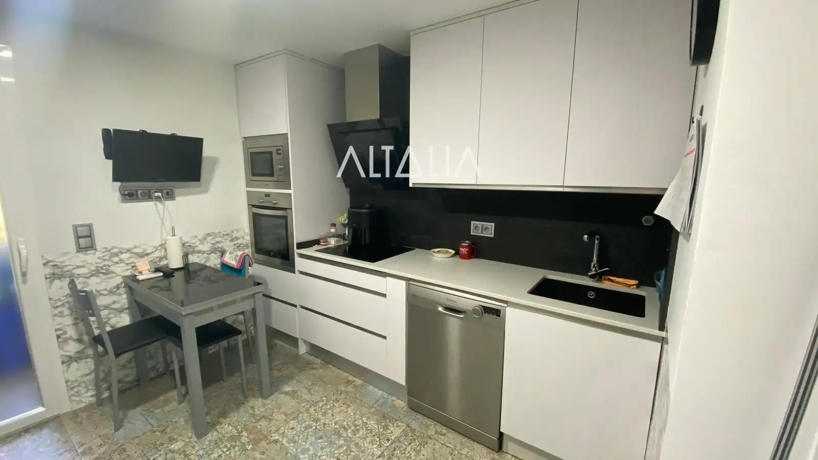 Cuina de Pis en venda en Cuenca amb Calefacció i Traster