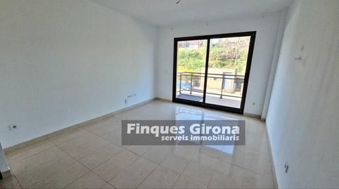 Photo 4 of Flat for sale in Calle Jocs Olímpics de Barcelona, Palau, Girona