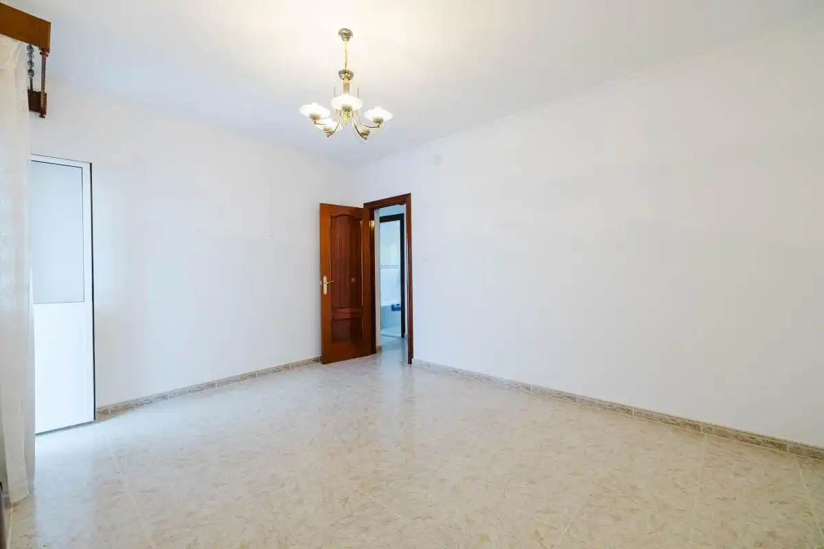 Casa adosada en venta en Valle de Abdalajís con Calefacción, Terraza y Balcón