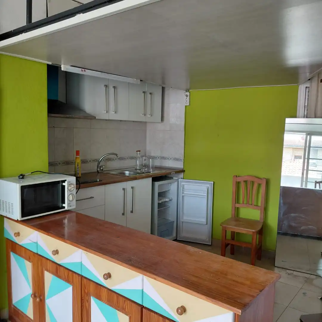 Kitchen of Apartments for rent in Zaragoza  with Heating, Furnished and Oven