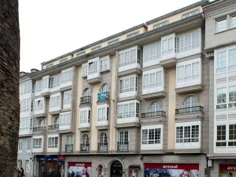 Vista exterior de Apartament en venda en Lugo Capital