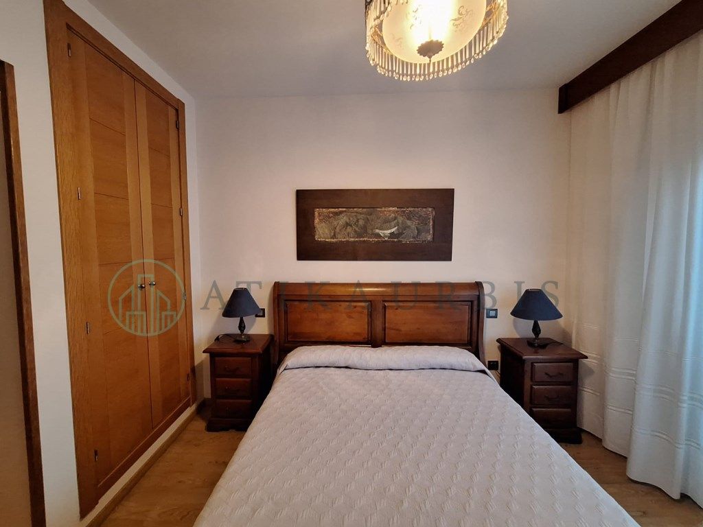 Dormitori de Àtic de lloguer en Málaga Capital amb Aire condicionat, Jardí privat i Terrassa