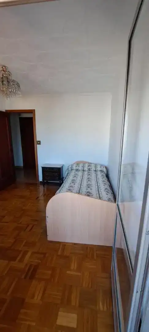 Bedroom of Flat for rent in Ourense Capital   with Balcony
