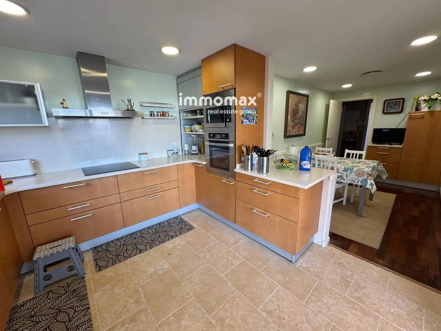 Vista exterior de Casa o chalet en venta en Sant Boi de Llobregat con Aire acondicionado, Calefacción y Terraza
