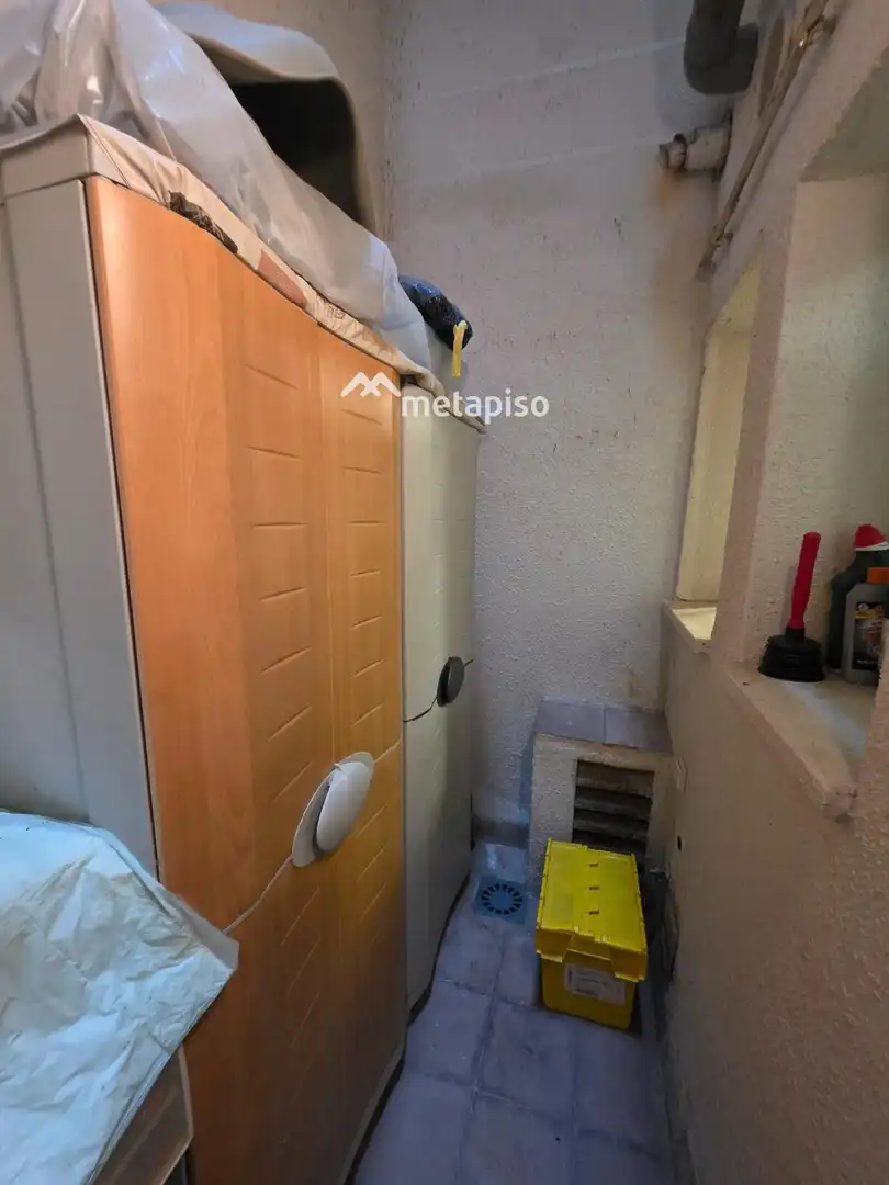 Piso en venta en La Pobla de Montornès   con Calefacción y Terraza