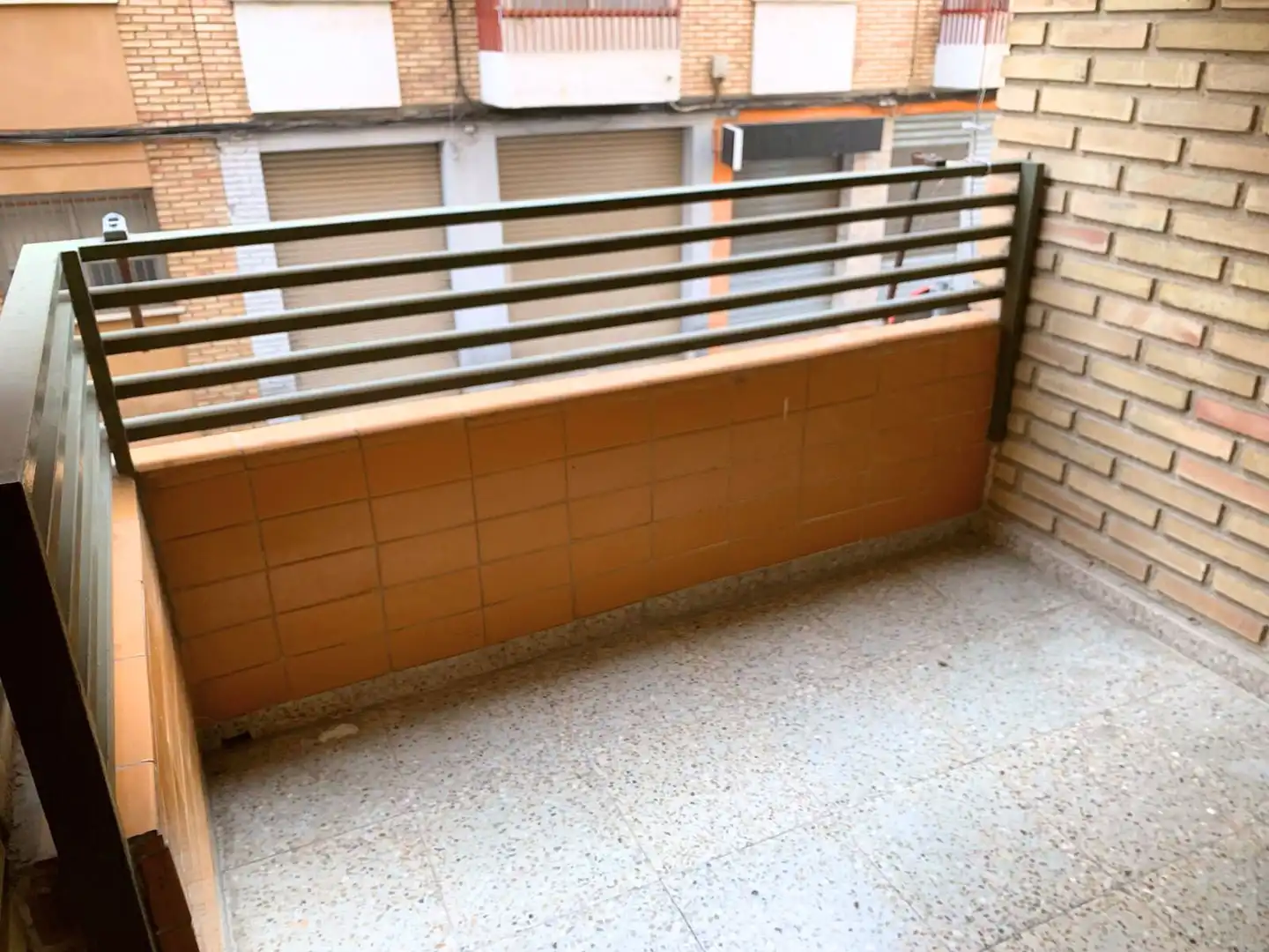 Terrassa de Pis de lloguer en Valencia amb Aire condicionat, Moblat i Forn