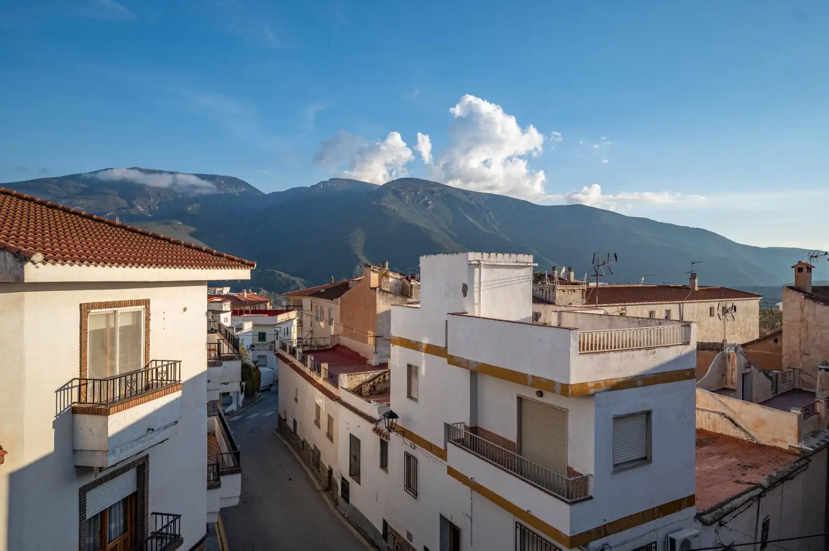Vista exterior de Piso en venta en Órgiva con Terraza