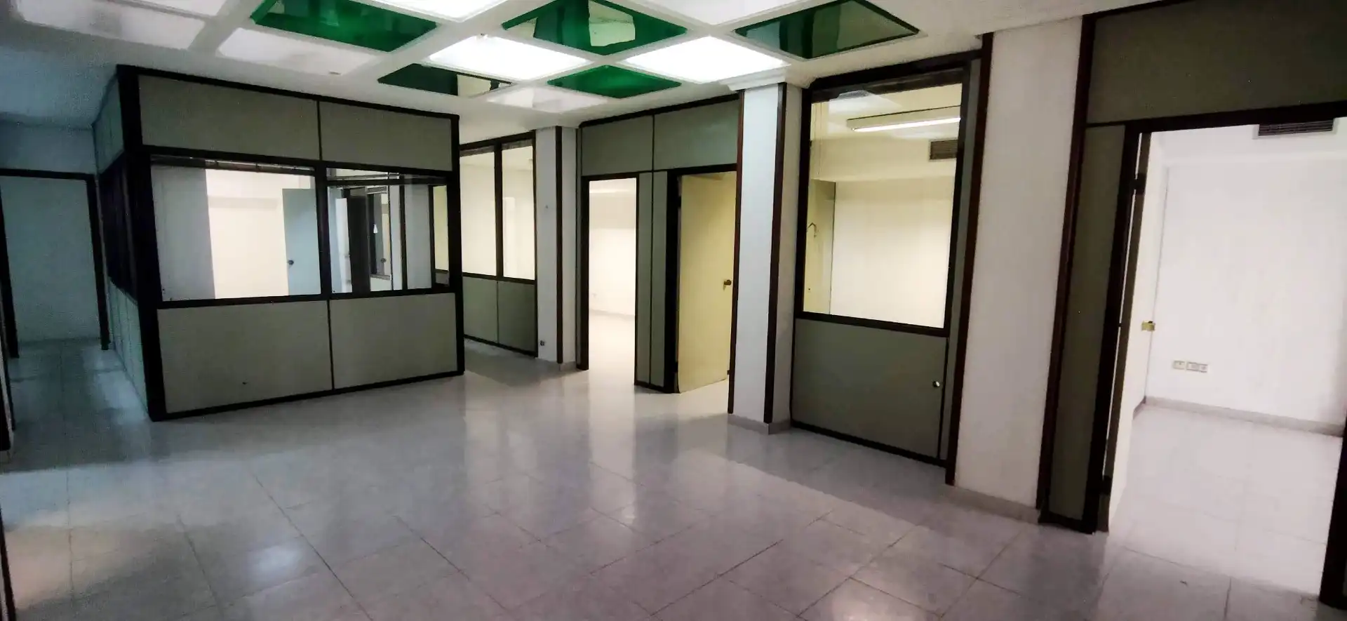 Office space with lift for sale in Avenida Granada 13, imagen 6