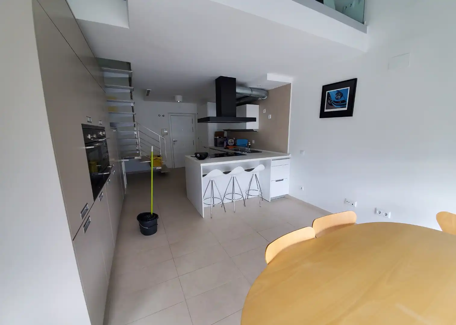 Cocina de Dúplex en venta en San Sebastián de los Reyes con Aire acondicionado, Calefacción y Terraza