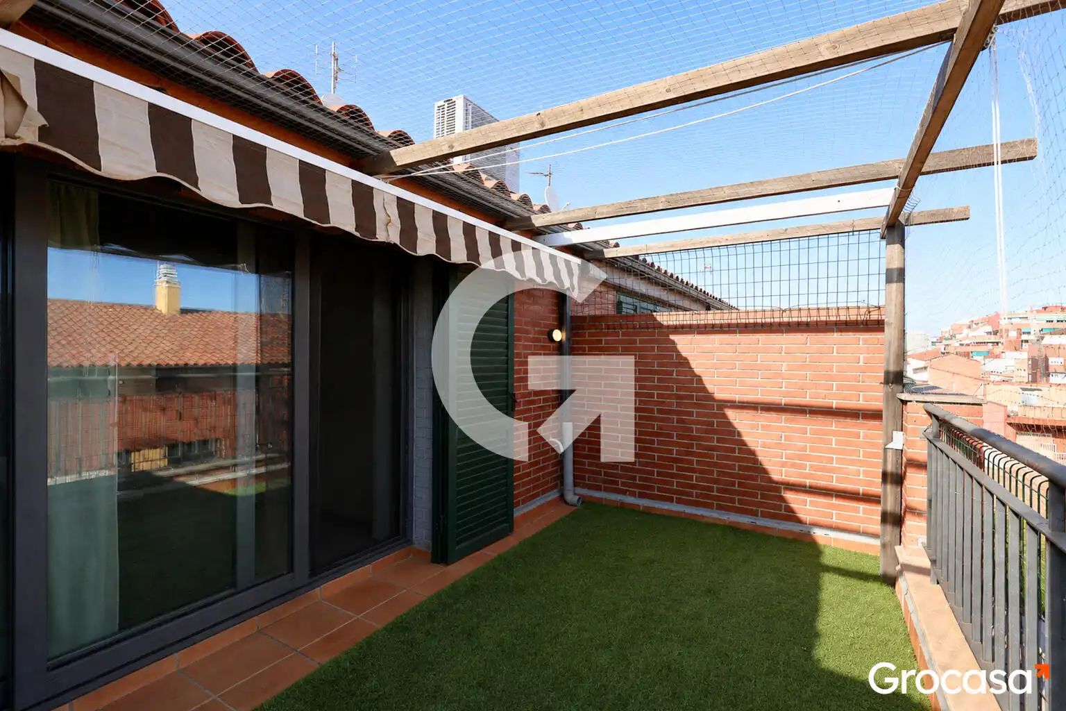 Jardín de Casa adosada en venta en El Prat de Llobregat con Aire acondicionado, Calefacción y Terraza