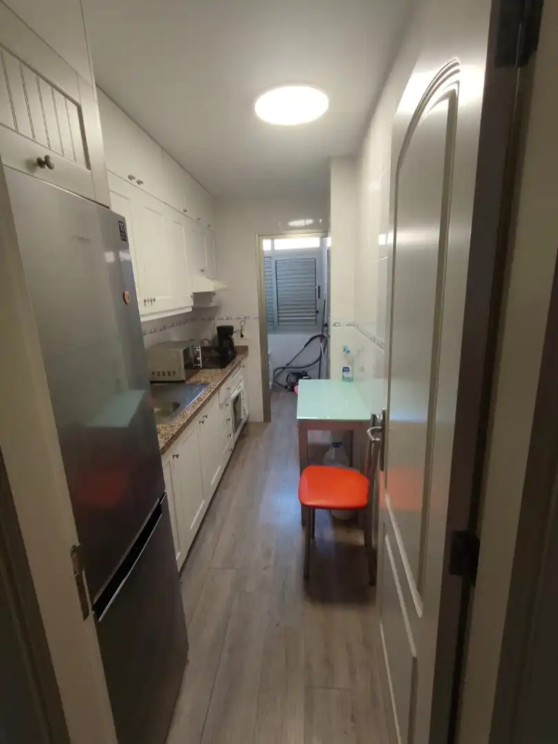 Cuina de Pis de lloguer en Granadilla de Abona amb Parquet, Moblat i Forn
