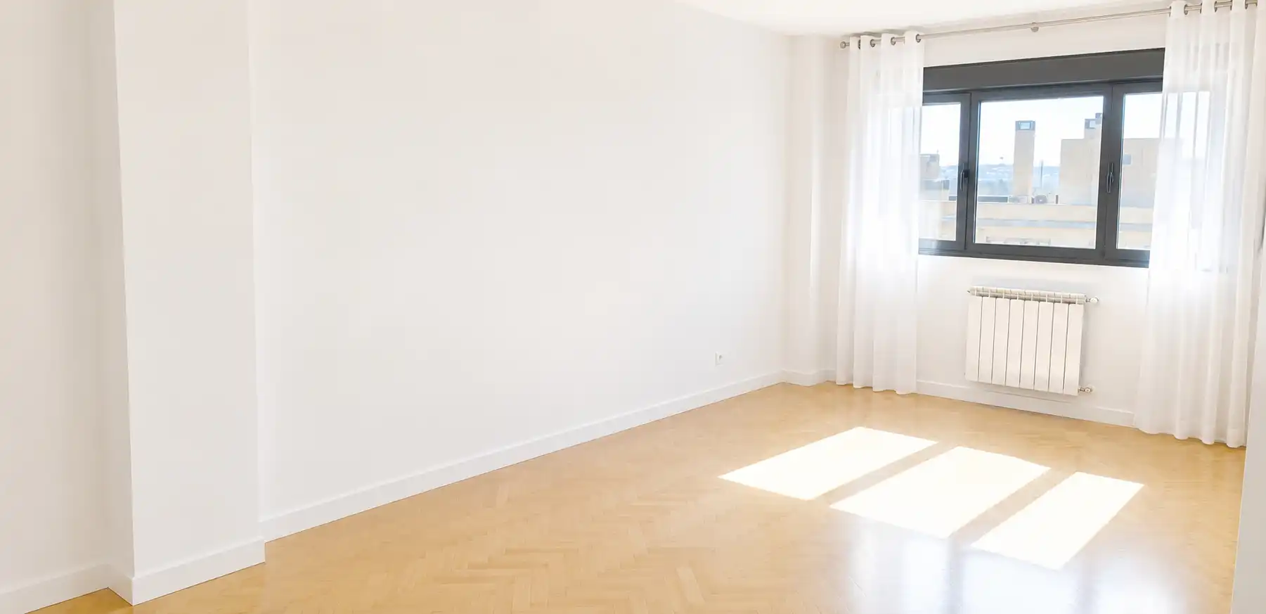 Schlafzimmer von Wohnung zur Miete in Madrid mit Klimaanlage, Heizung und Abstellraum