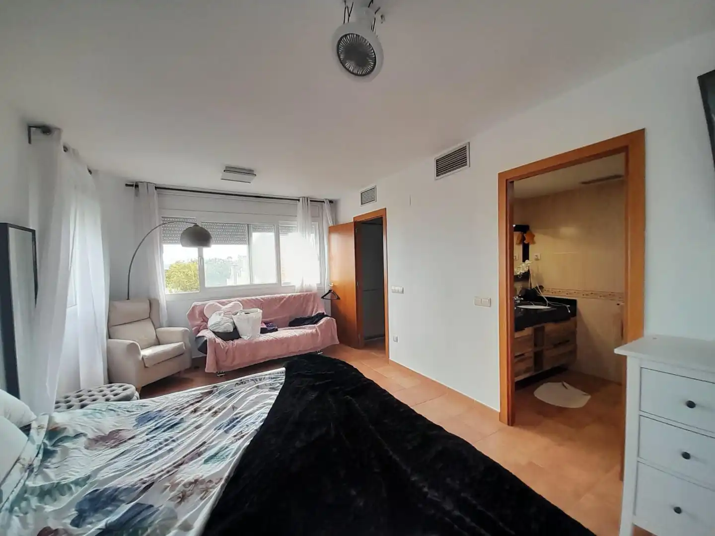 Dormitori de Casa o xalet en venda en Canet de Mar amb Aire condicionat, Jardí privat i Terrassa