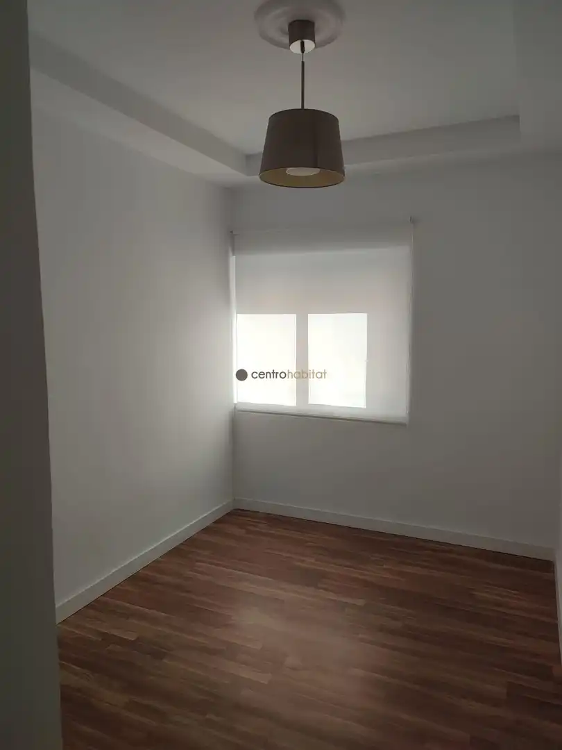 Habitación de Piso de alquiler en Monóvar  / Monòver con Amueblado y Balcón
